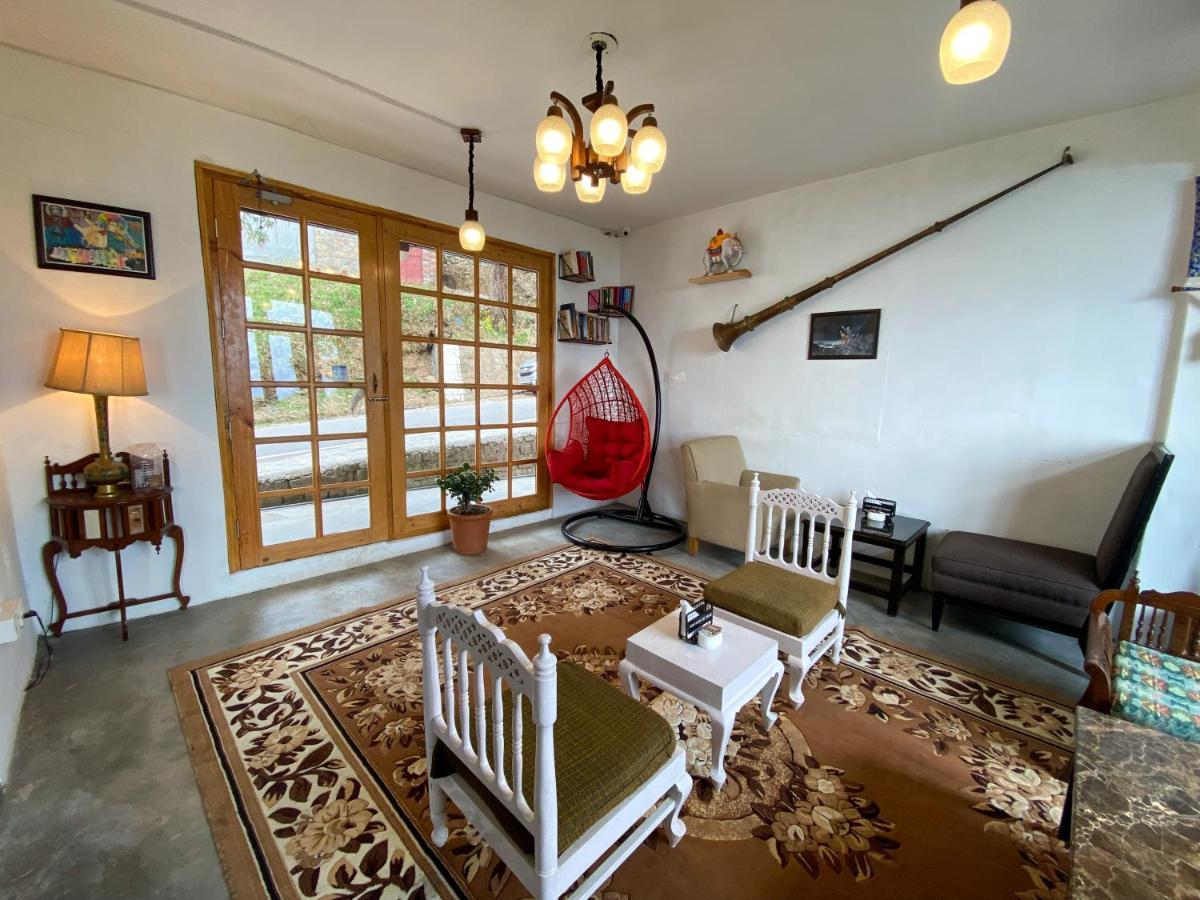 Redeem Cafe & Homestay Мак-Леод-Гейндж Экстерьер фото